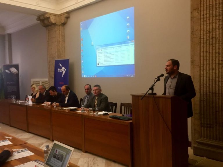 Seminario sobre Seguridad y Defensa en la República Checa y España