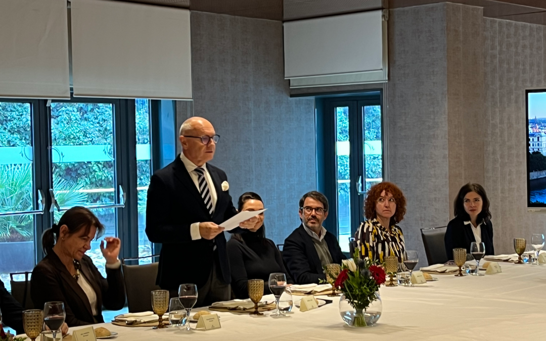 ALMUERZO DE AÑO NUEVO CON EL EMBAJADOR CHECO Excmo. Sr. D. Libor Sečka